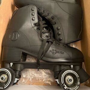 Roller Derby Elite Rewind Roller Skates size 11